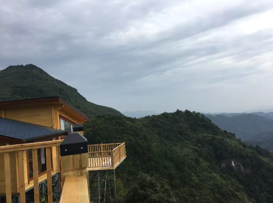 景區住宿-懸崖木屋 景區住宿-懸崖木屋